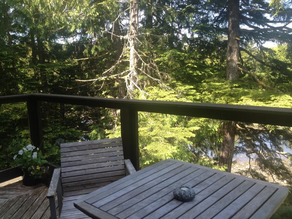 Hyphocus Inn Ucluelet Zimmer foto