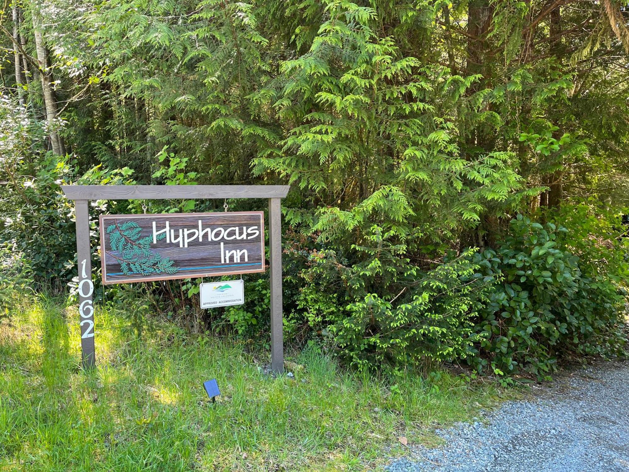 Hyphocus Inn Ucluelet Exterior foto