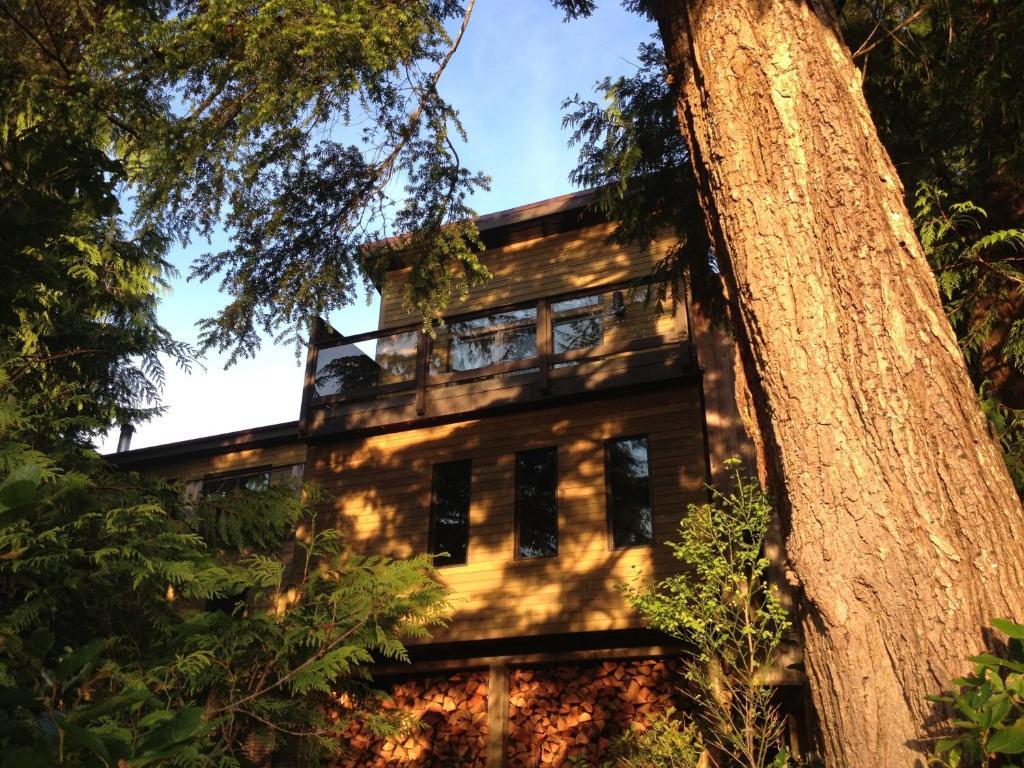 Hyphocus Inn Ucluelet Exterior foto